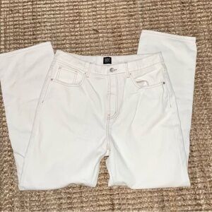 BDG Womens Cream Relaxed Distressed Jeans Size 32 Waist